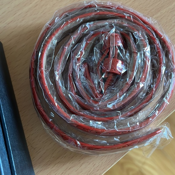 2 Leather belts red & brown - Picture 2 of 7